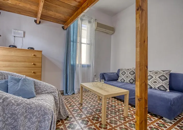 Apartament Mascot Bar Street Rhodes City