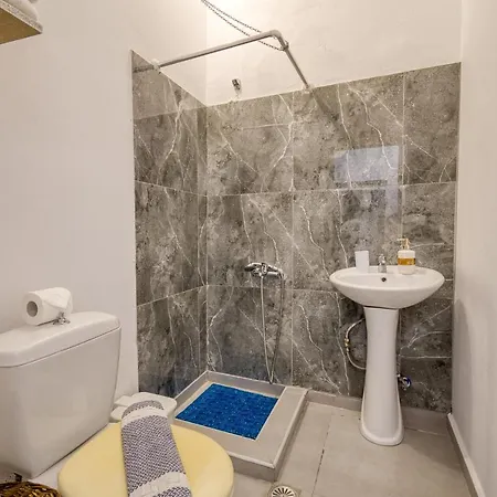 Apartman Mascot Bar Street *